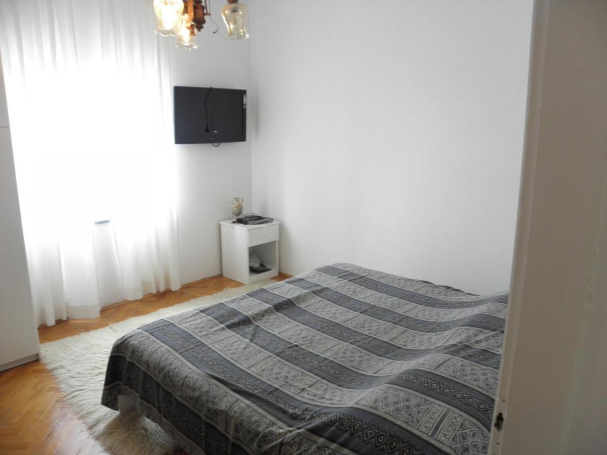 Apartments Neda - 5 M From Sea Луково-Шугарье Экстерьер фото