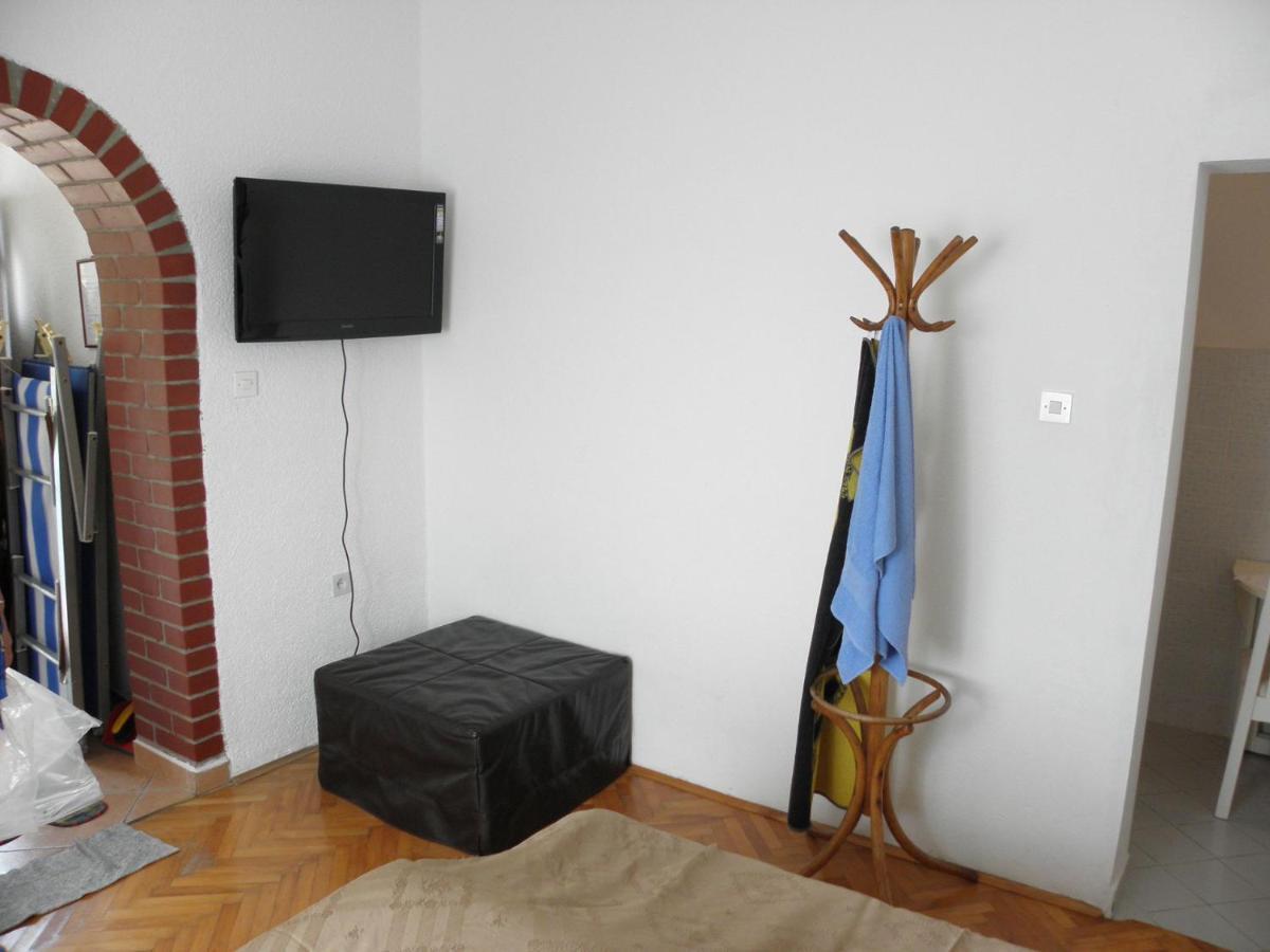 Apartments Neda - 5 M From Sea Луково-Шугарье Экстерьер фото